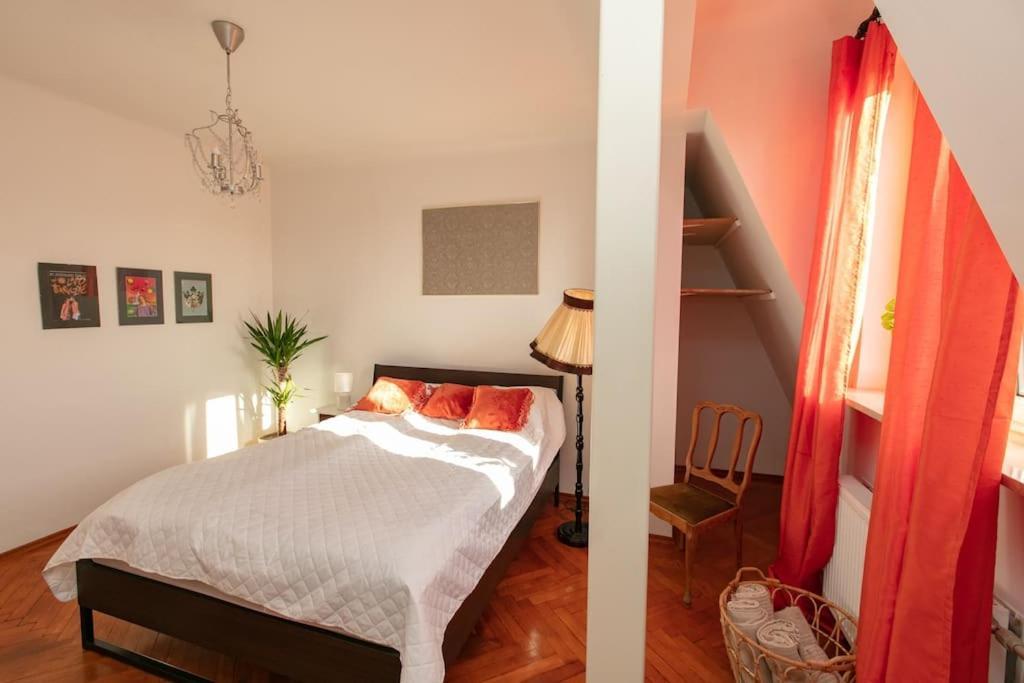 Appartement Miejski Czar Retro. Plac Zbawiciela! *